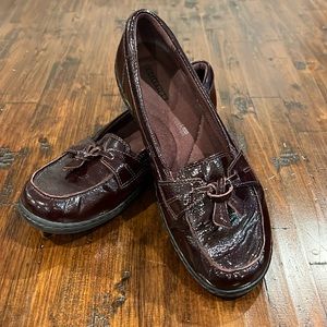 EUC! Clark’s Loafers. Maroon. SZ 7.5